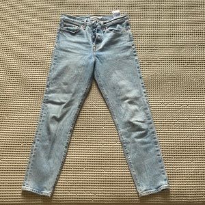 Levi’s light wash wedgie jean
